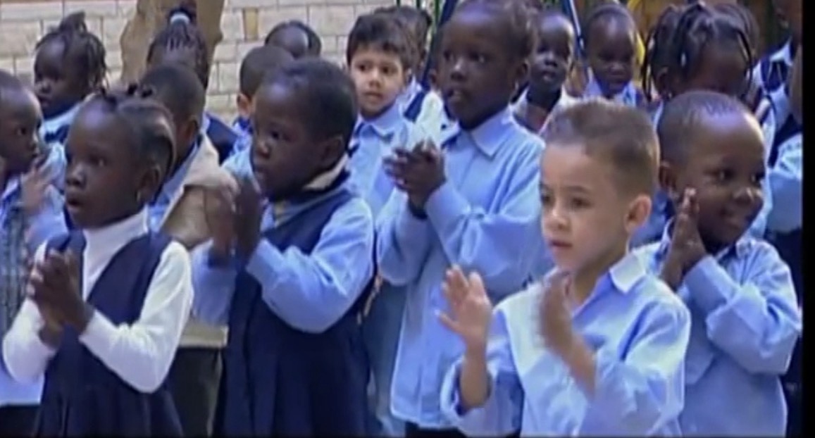 Enfants dans une image documentaire issue du film du HCR sur l’asile